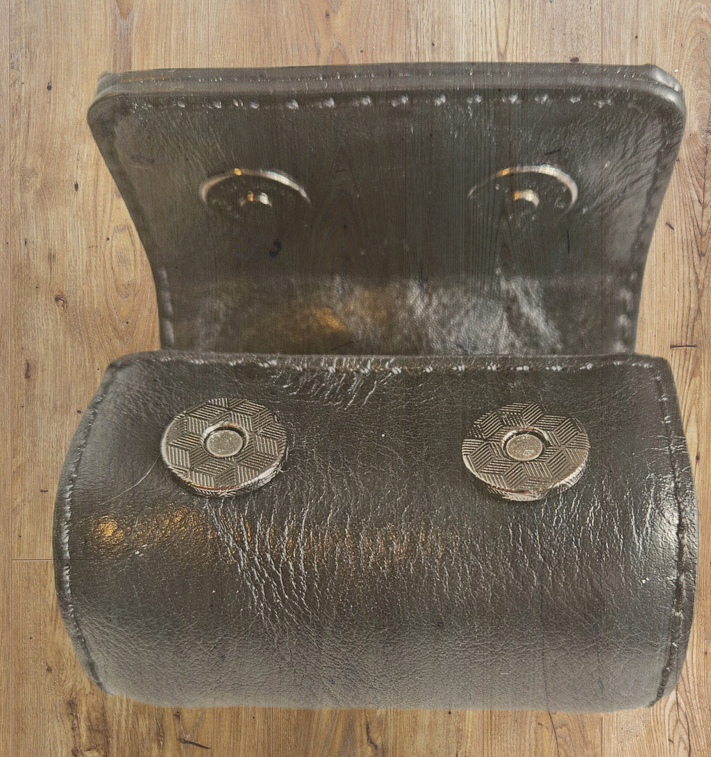 MILK AND PEPPER WINSTON POOP BAG HOLDER image 3